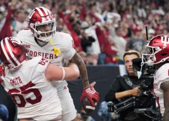 Indiana pushes to remain sharp after long layoff before Rose Bowl showdown with Alabama