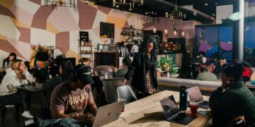 A vital third-space coffee shop is set to close its Inglewood flagship