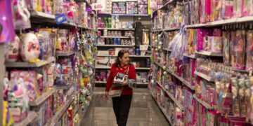 Toys are talking back thanks to AI, but are they safe around kids?