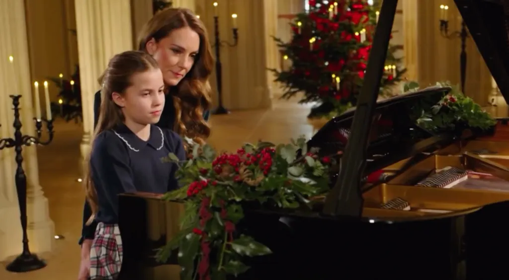 Kate Middleton and Princess Charlotte playing a surprise piano duet for a Christmas carol service.