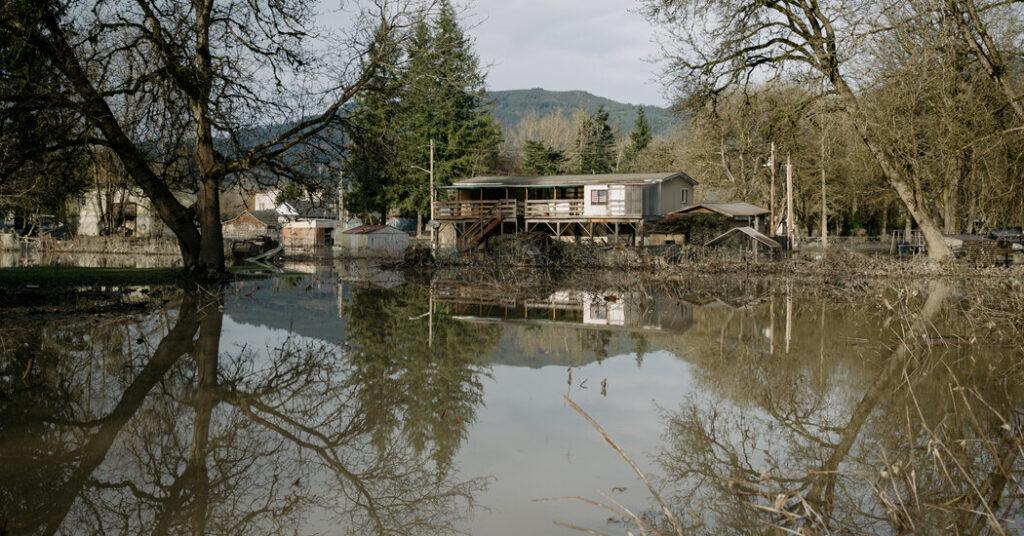 More Rain Is Forecast for Washington, Still Flooded From Last Week
