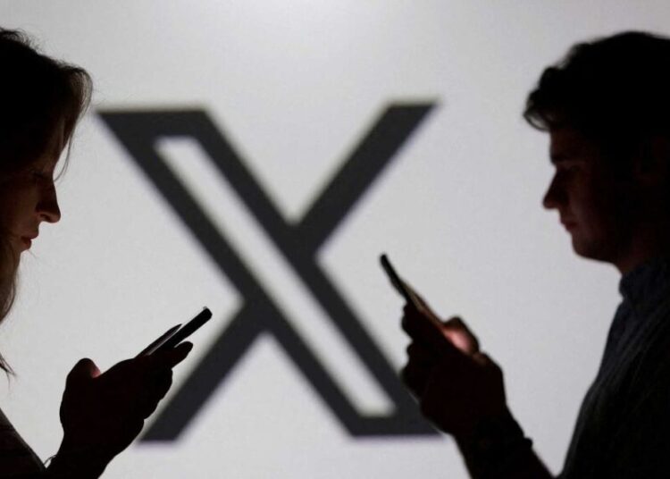 Head, meet desk: how one Republican posted GOP red-scare idiocy for everyone to see