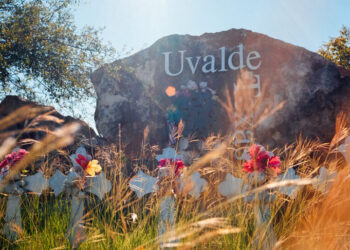 Ex-Uvalde Officer Found Not Guilty of Endangering Children in Mass Shooting