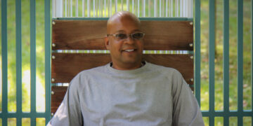 James Bernard, a Founding Editor of a Hip-Hop ‘Bible,’ Dies at 58