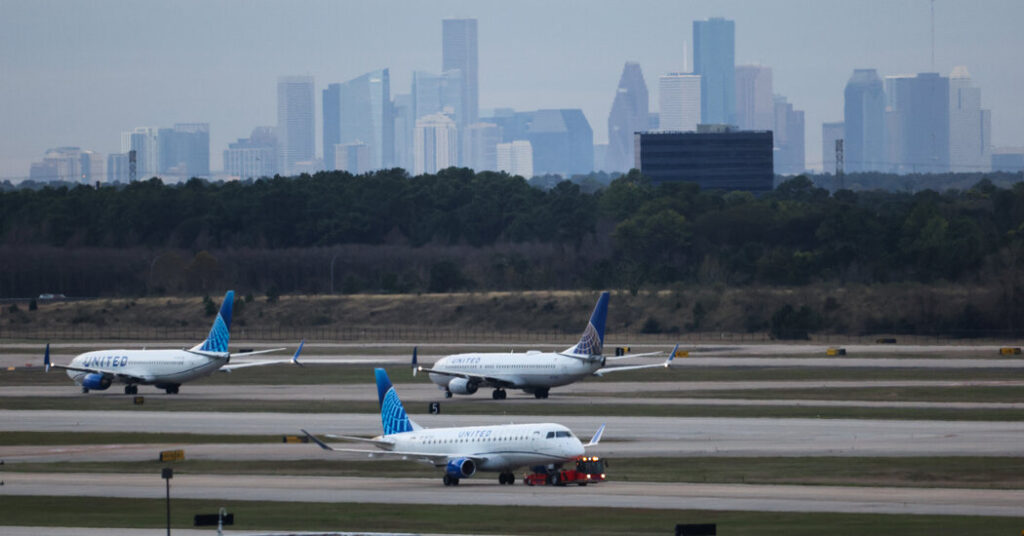 A Municipal Debt Boom Is Driving Public Projects and Tax Breaks for Investors