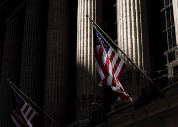 Sell America Is the New Trade on Wall Street