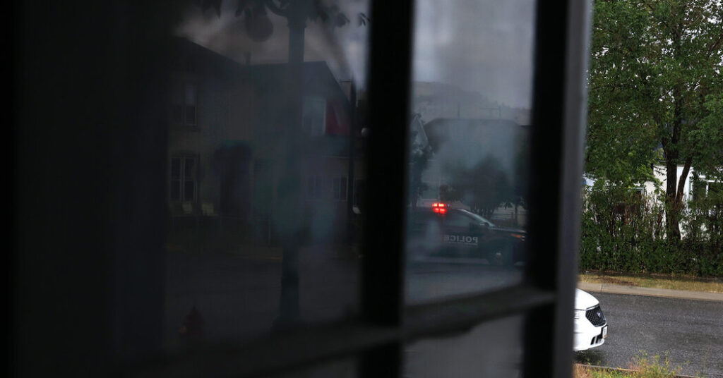 Supreme Court Backs Police Entry Without Warrant in Emergencies