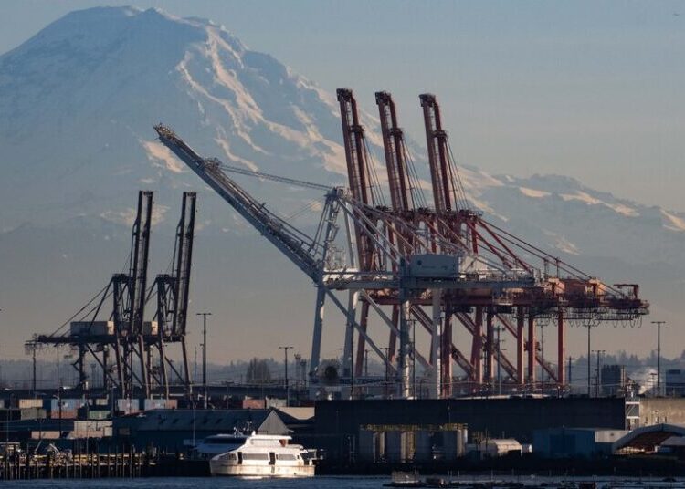 At a Seattle Port Rocked by Tariffs, There Were 70 Jobs for 600 Workers
