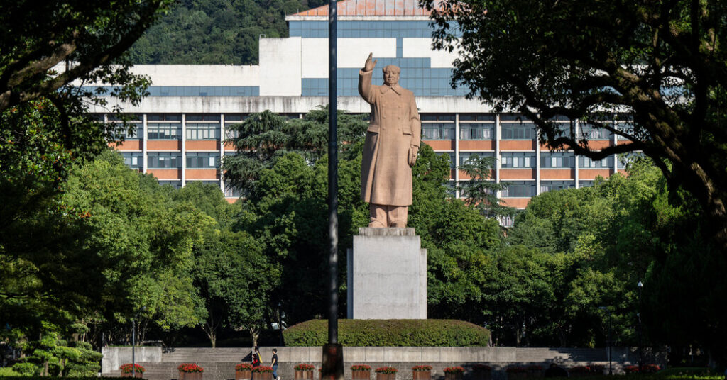 Chinese Universities Surge in Global Rankings as U.S. Schools Slip