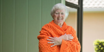 Barbara G. Walker, Guru to the Kniterati, Is Dead at 95