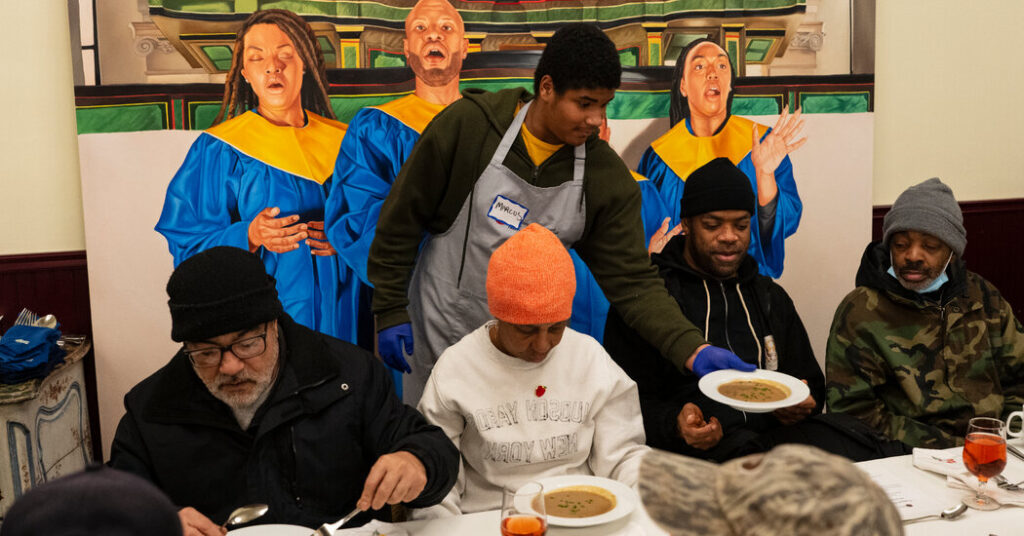 In a Harlem Church, a Free Three-Course Dinner, No Questions Asked