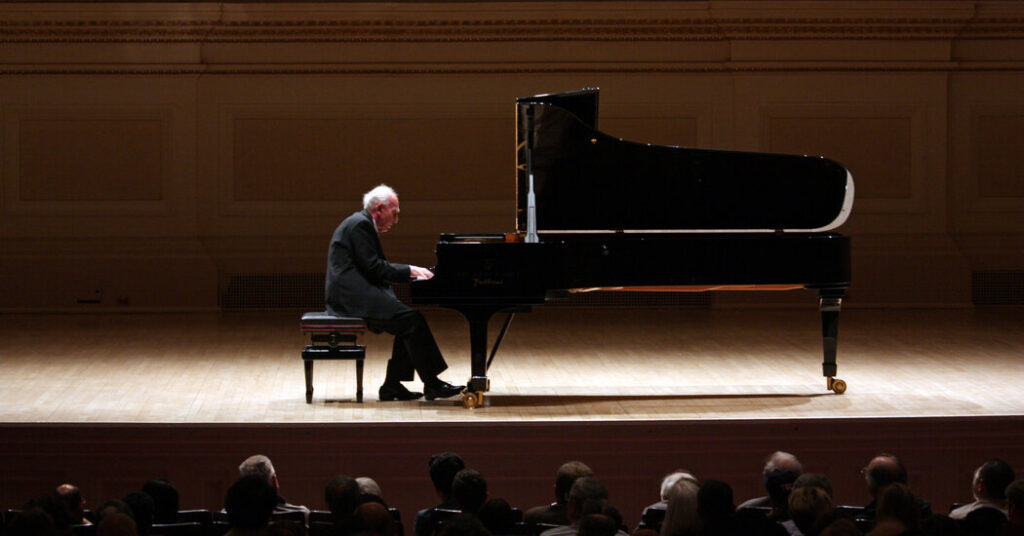 A 62-Disc Set Offers a Last Word on a Magisterial Pianist