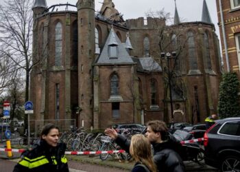 A Monumental Church in Amsterdam Is Ravaged by Flames on New Year’s Day