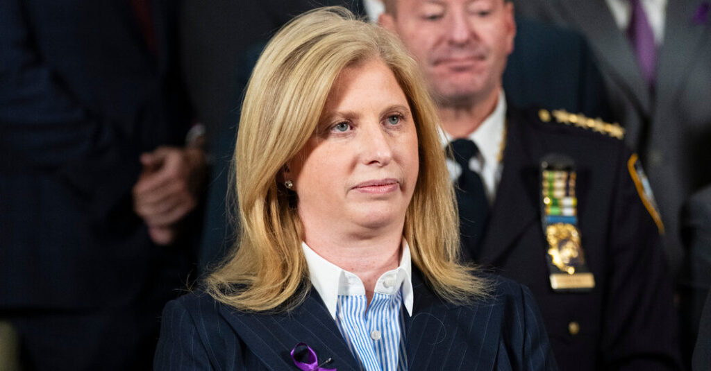 For a Youthful Mayor, a Team of Government Veterans