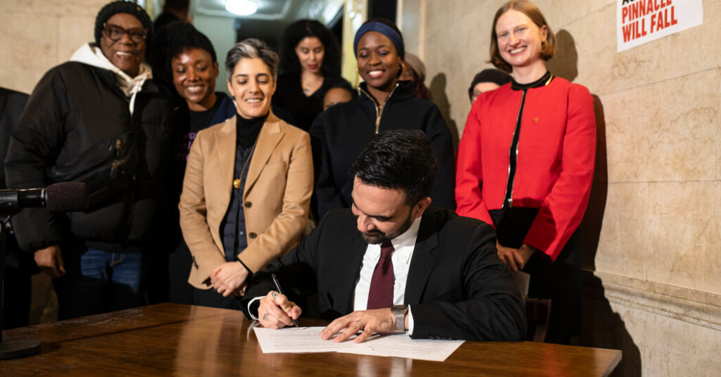 Mamdani’s First Orders Focus on Housing and Undoing Adams’s Decisions