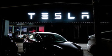 Tesla Car Sales Dropped 9% in 2025, Falling Behind China’s BYD