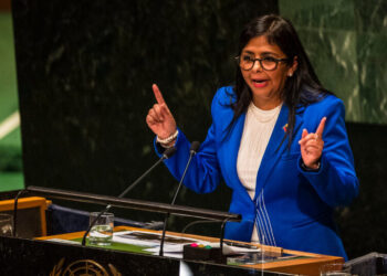 Venezuela’s Interim Leader Defies Trump and Calls Maduro the ‘Only President’