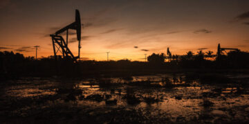 Reviving Venezuela’s Flow of Oil Will Not Come Easily or Cheaply