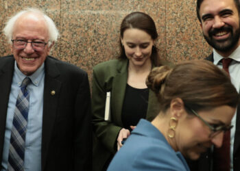 Mamdani Chooses a Bernie Sanders Aide as His Communications Director