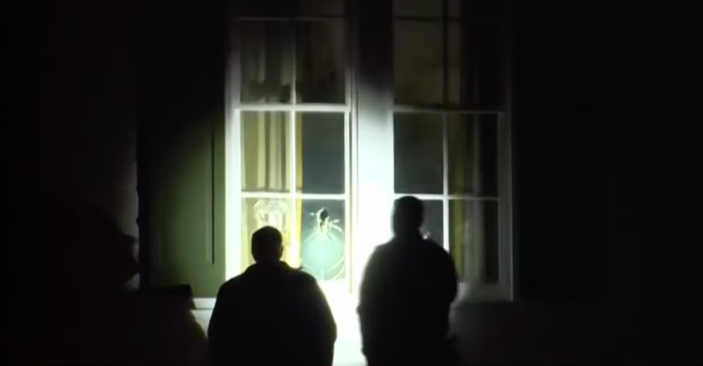 JD Vance’s Ohio Home Is Vandalized, Police Say