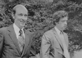 David R. Young, 89, Is Dead; Nixon Aide Steered the Watergate ‘Plumbers’