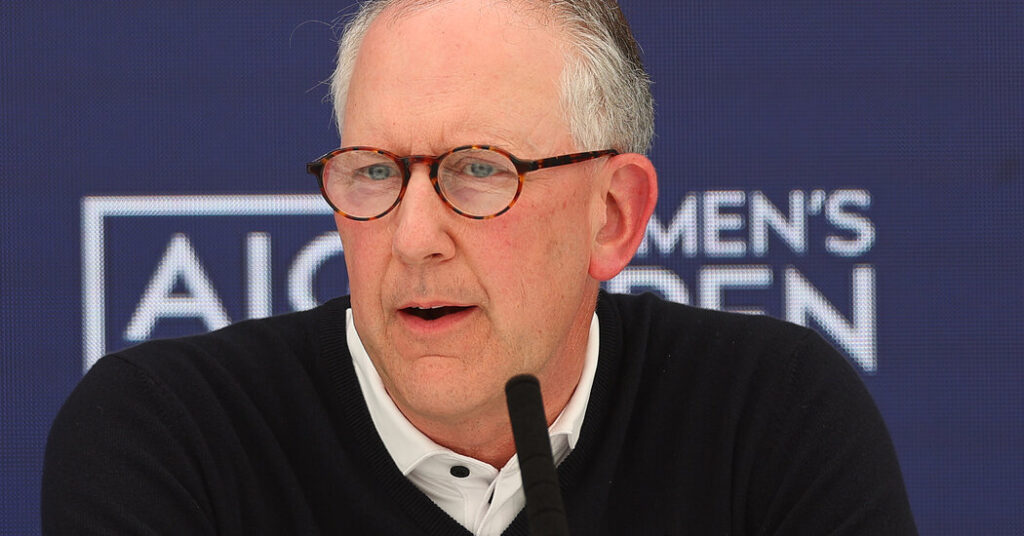 AIG’s Chief Is Stepping Down in Latest Executive Reshuffling