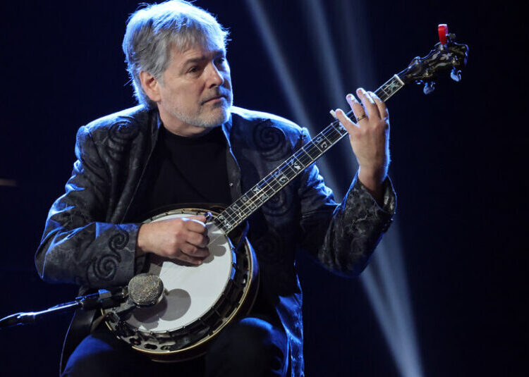 Béla Fleck Withdraws From Kennedy Center Concerts