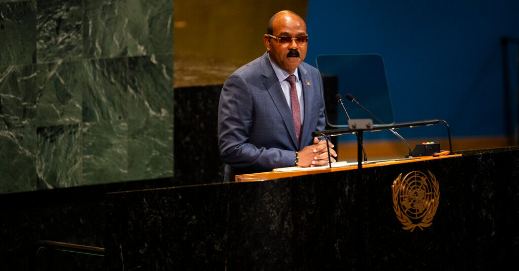 2 Caribbean Nations Agree to Host People Seeking Asylum in U.S.