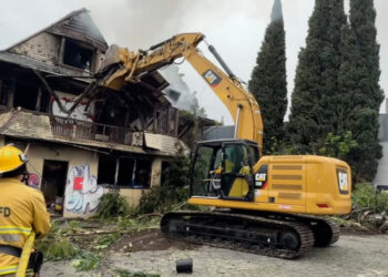 Fire Ravages Los Angeles Motel That Played Supporting Role in Films