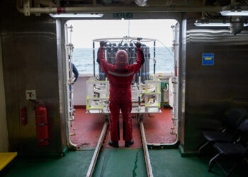 The Icebreaker Reaches the Thwaites Glacier, and the Science Begins