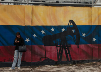 Democrats Seek Answers About Oil Industry’s Knowledge of Venezuela Operation