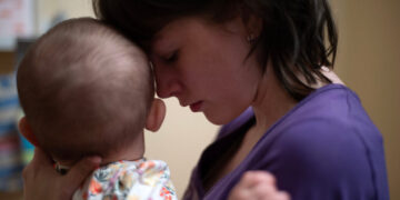 ‘Young Mothers’ Review: Teen Parents, Breaking Cycles