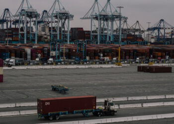 U.S. Trade Deficit Fell to Lowest Level Since 2009 in October, Data Show