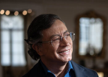 How an Abrupt Call Between Trump and Colombia’s President Averted a Crisis