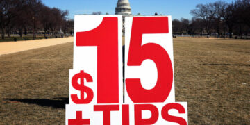 Minimum Wage Rises in Some States as Workers Struggle with Basic Costs