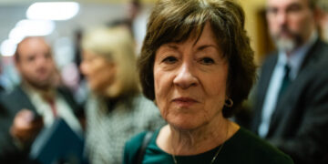 A Vengeful Trump Urges Voters to Oust Republicans, Including Collins