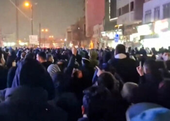 Iran Convulsed in Second Night of Nationwide Protests