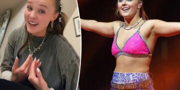 JoJo Siwa makes surprise return to her real name ahead of the new year