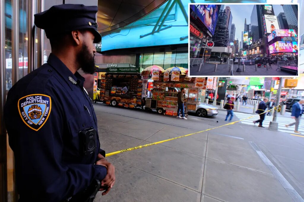 Man slashed in face, stabbed in back in Times Square, police say