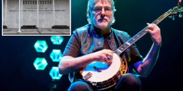 Grammy winner Béla Fleck accused of caving to ‘woke mob’ after Trump-Kennedy Center cancellation