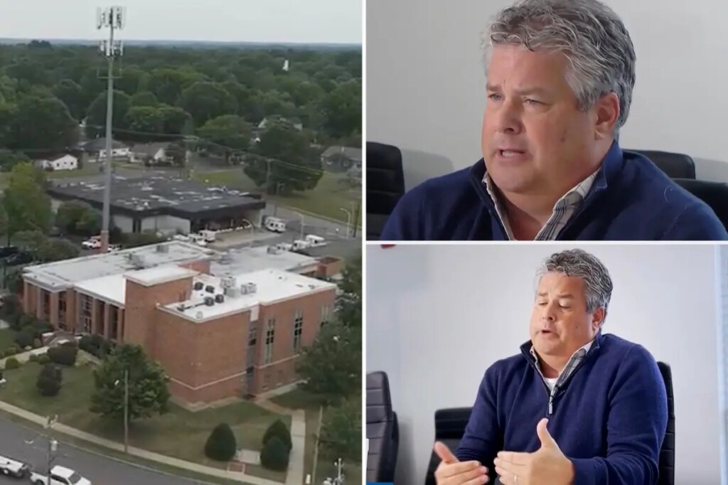 IT worker claims he was fired after reporting video of pantsless mayor in town hall to supervisor: lawsuit