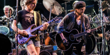 Bob Weir, a Virtuoso of Hot Pants