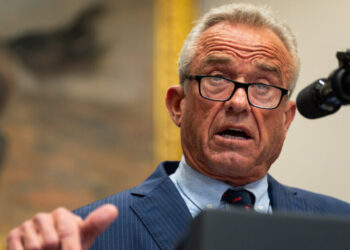 Kennedy, Kicking Off National Tour, Says He’s Not Running for President