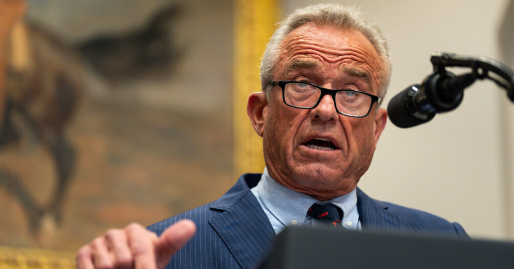 Kennedy, Kicking Off National Tour, Says He’s Not Running for President