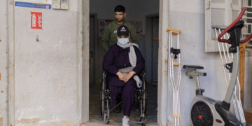 Inside the Doctors Without Borders Clinics that Israel Is Closing in Gaza