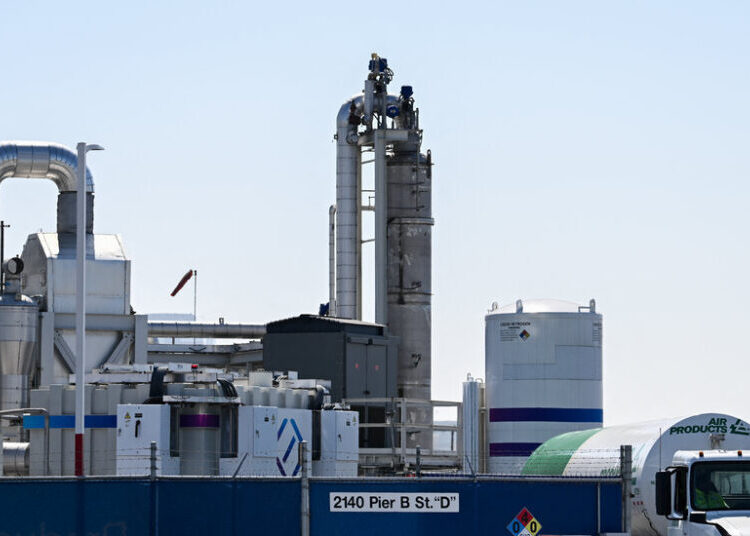 Trump Cuts to Energy Projects in Blue States Were Unlawful, Judge Rules