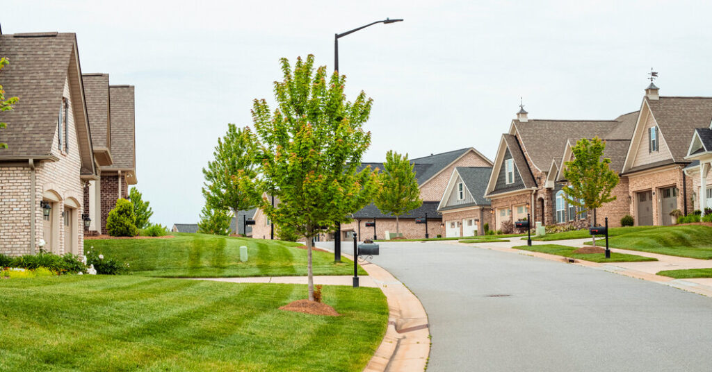 Facing Political Pressure, Trump Seeks Answer to Rising Housing Costs