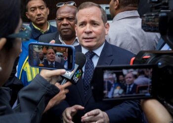 Hints of Political Amnesty Stoke Hope and Frustration in Venezuela