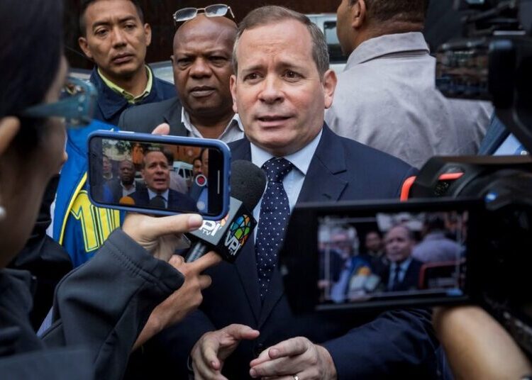 Hints of Political Amnesty Stoke Hope and Frustration in Venezuela