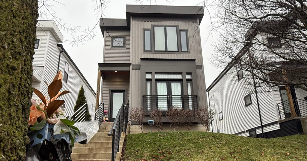 Illinois Doctor Charged With Murder in Shooting of Ex-Wife and Her Husband